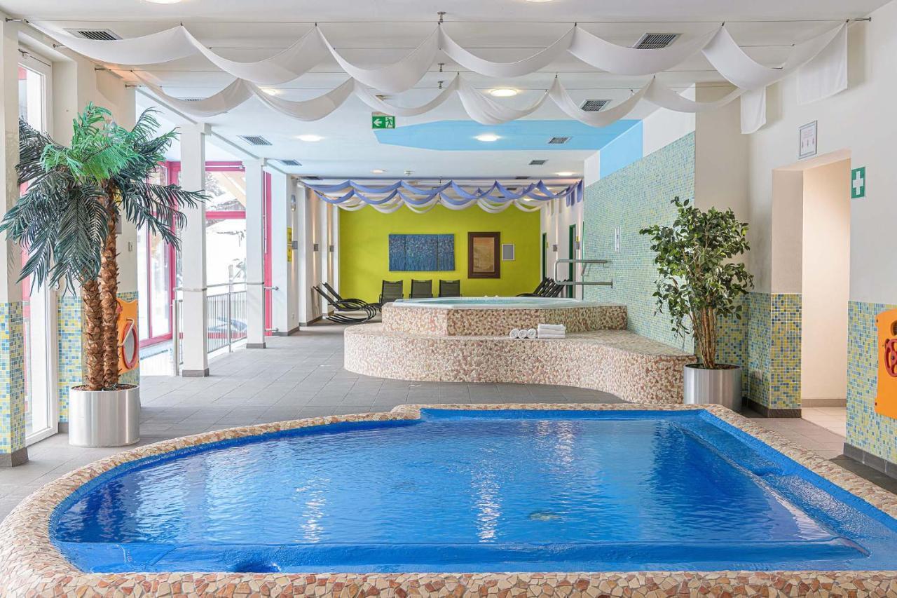 Alpenparks Apartment & Ferienresort Rehrenberg Viehhofen Ngoại thất bức ảnh