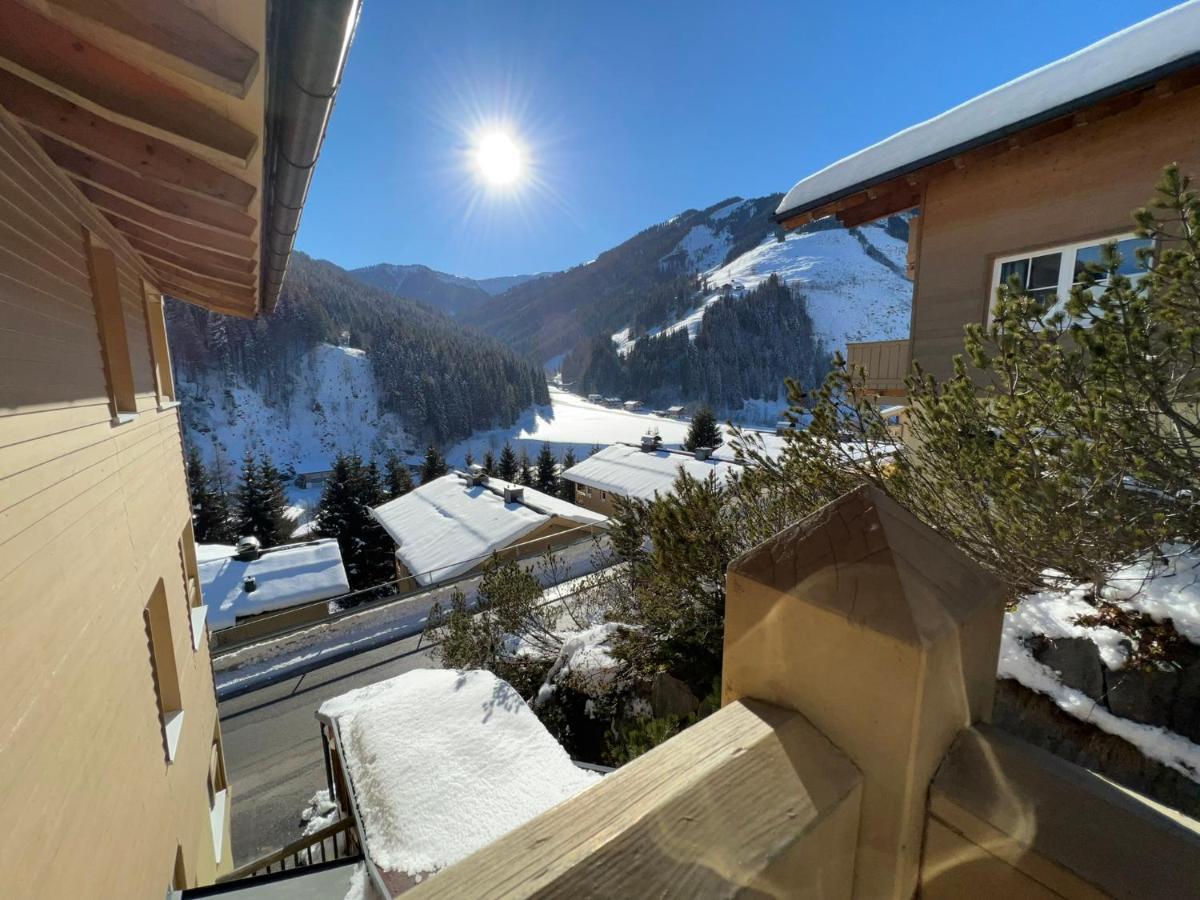Alpenparks Apartment & Ferienresort Rehrenberg Viehhofen Ngoại thất bức ảnh